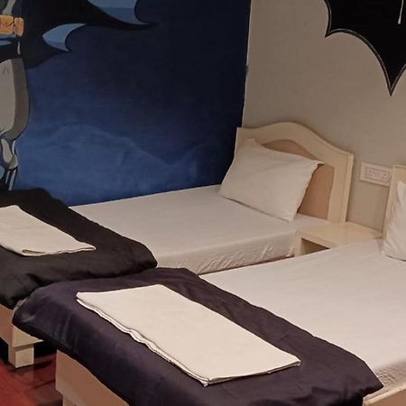 Joey'S Hostel Agra Agra  Bagian luar foto